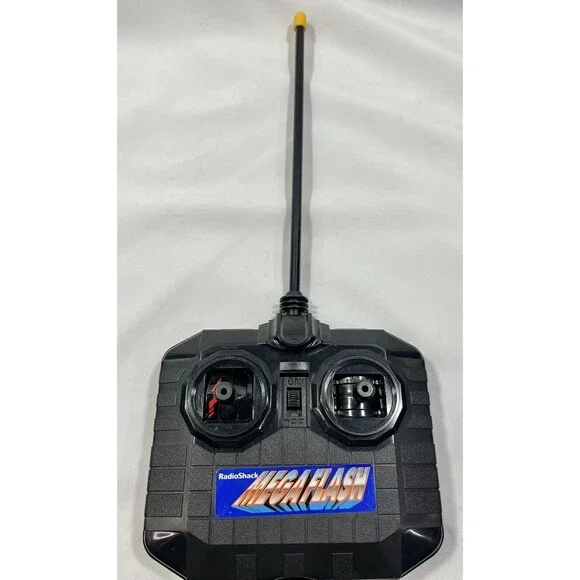 Vintage 1999 RADIOSHACK MEGAFLASH 9.6V Remote Control CAR Off Road Buggy w/ Box